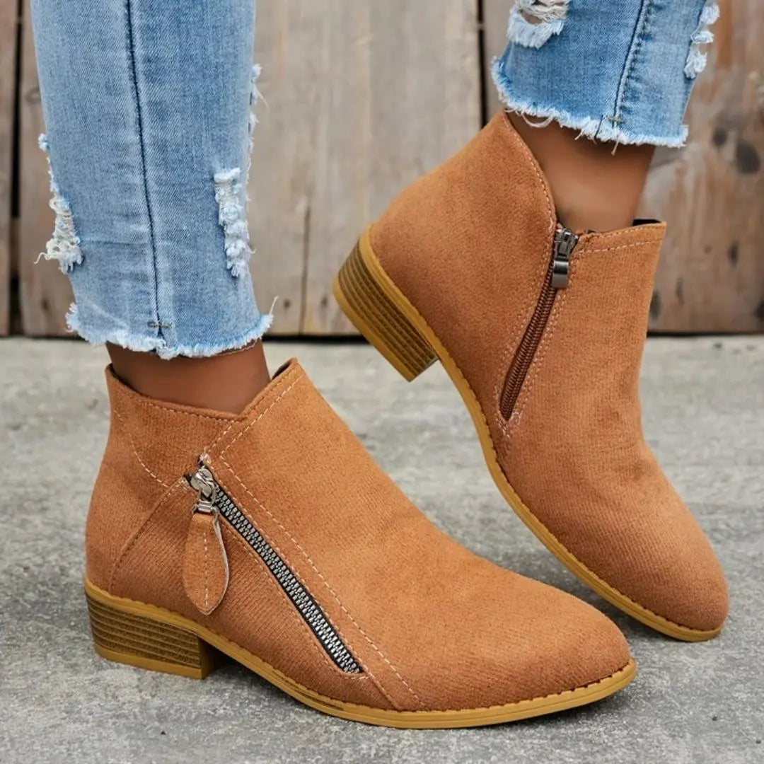 Christine – Women's Comfort Boots with a Cushioned Insole