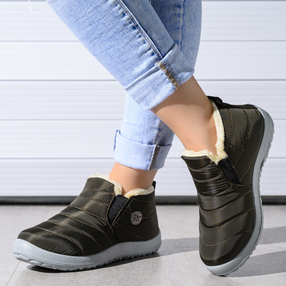 Geraldine – Women's Comfort Boots with a Soft Lining