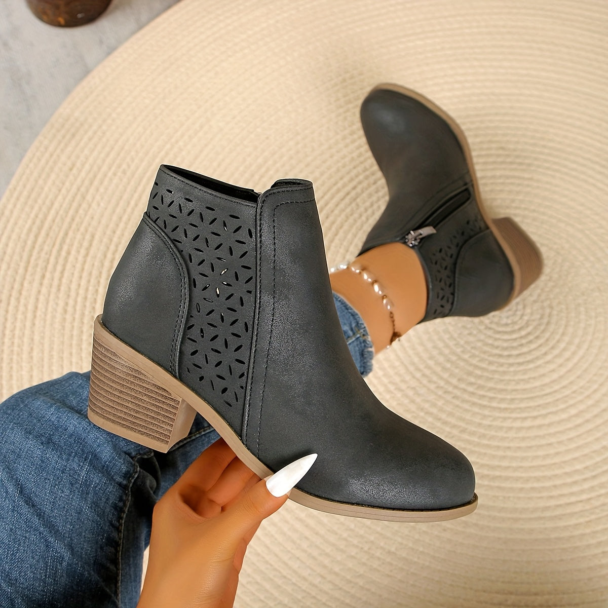 Penny – Women's Comfort Boots with a Cushioned Insole