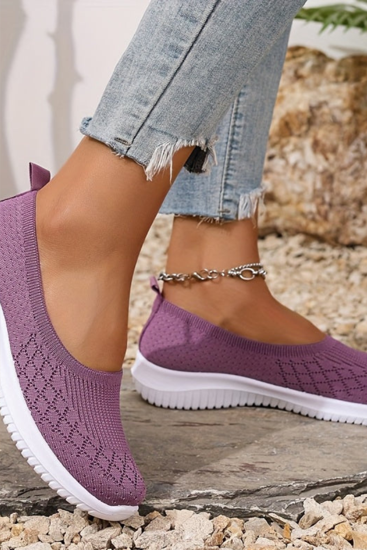 Everly – Unisex Slip-On Sneakers with a Hands-Free Fit