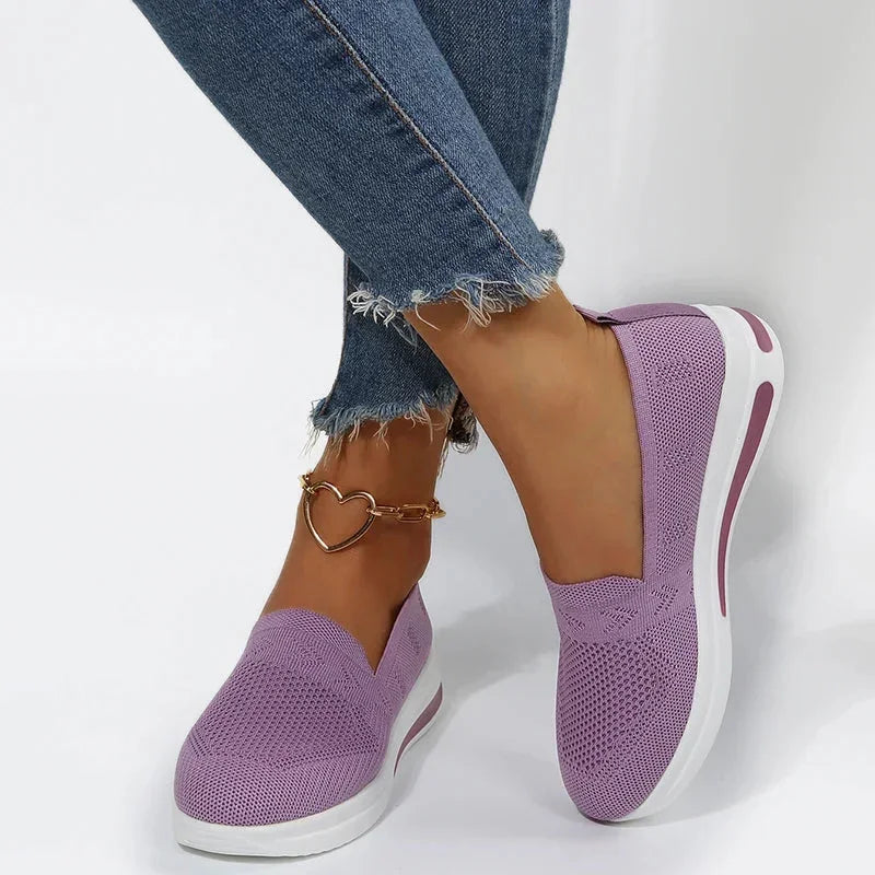 Amanda – Women's Wide Toe Box Sneakers with Room for Bunions