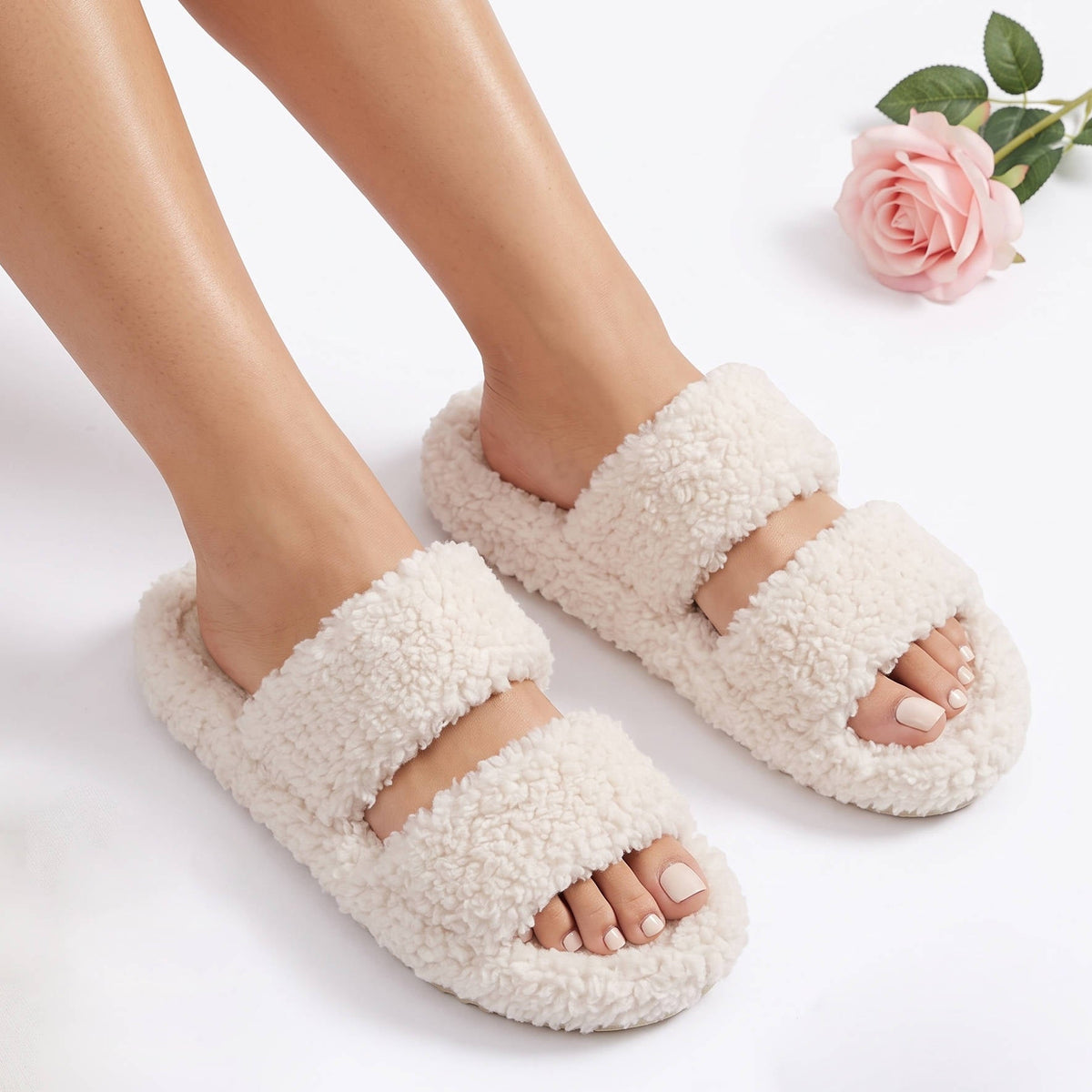 Carole – Women's Comfort Slippers with a Cushioned Insole