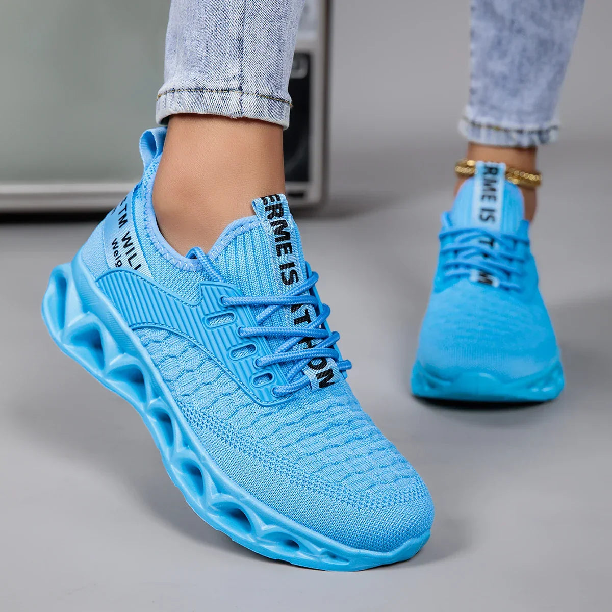 Baker – Unisex Orthopedic Sneakers for Painful Feet