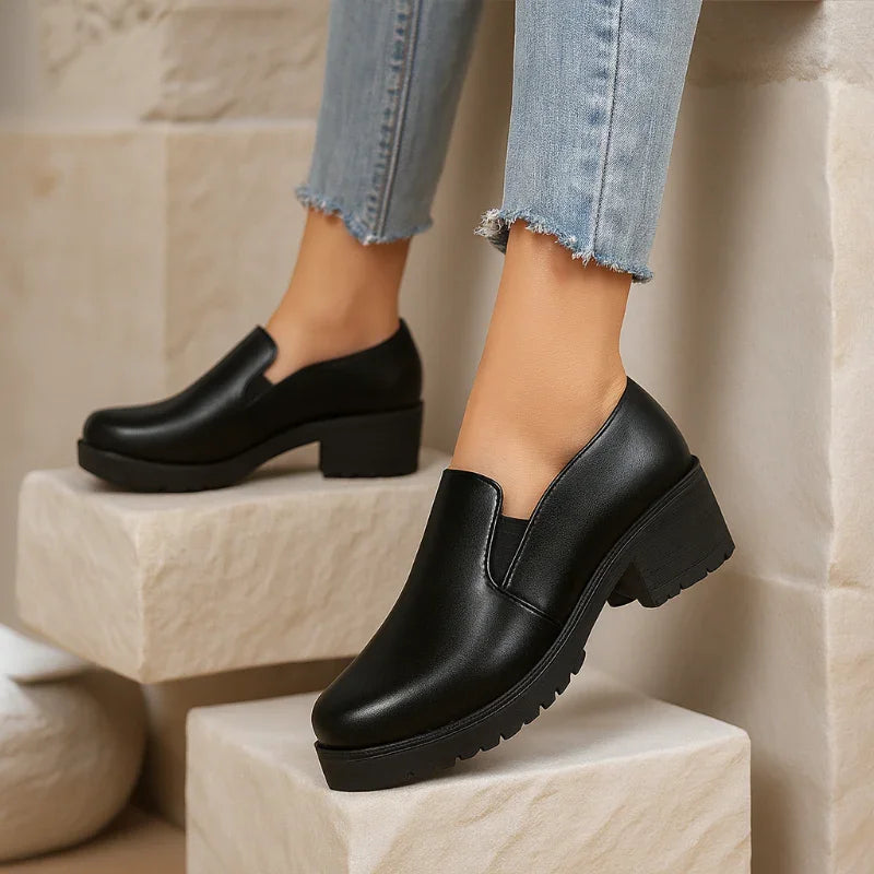 Emily – Women's Nursing Loafers with a Non-Slip Sole