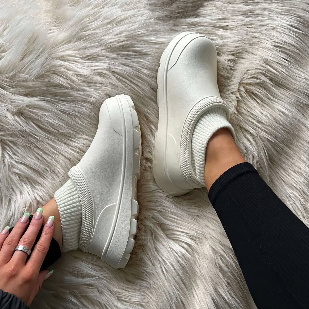 Ballard – Unisex Non-Slip Clogs with a Slip-Resistant Sole - photo 1