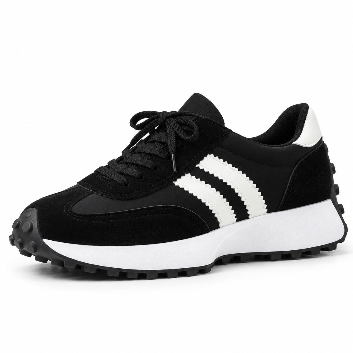 Gladys – Women's Walking Sneakers in Black