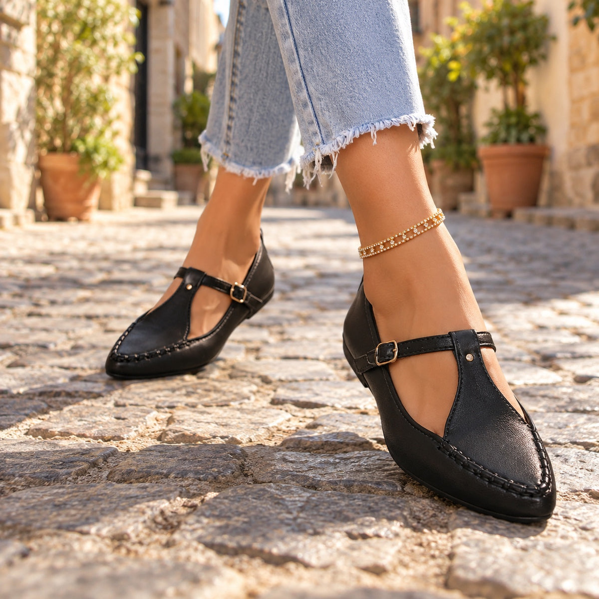 Heidi – Women's Slip-On Shoes, worn on a walk