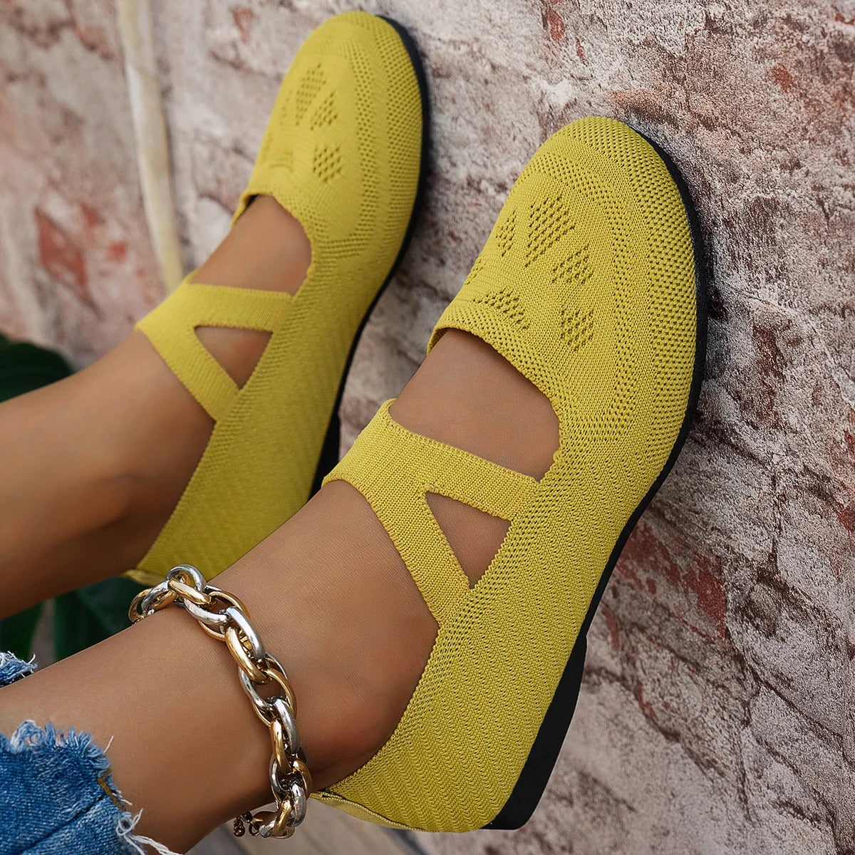 Lydia – Women's Barefoot Flats with a Thin Flexible Sole
