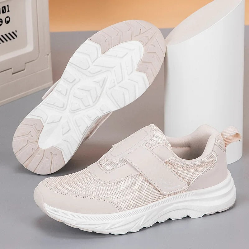 Preston – Unisex Nursing Shoes with a Non-Slip Sole