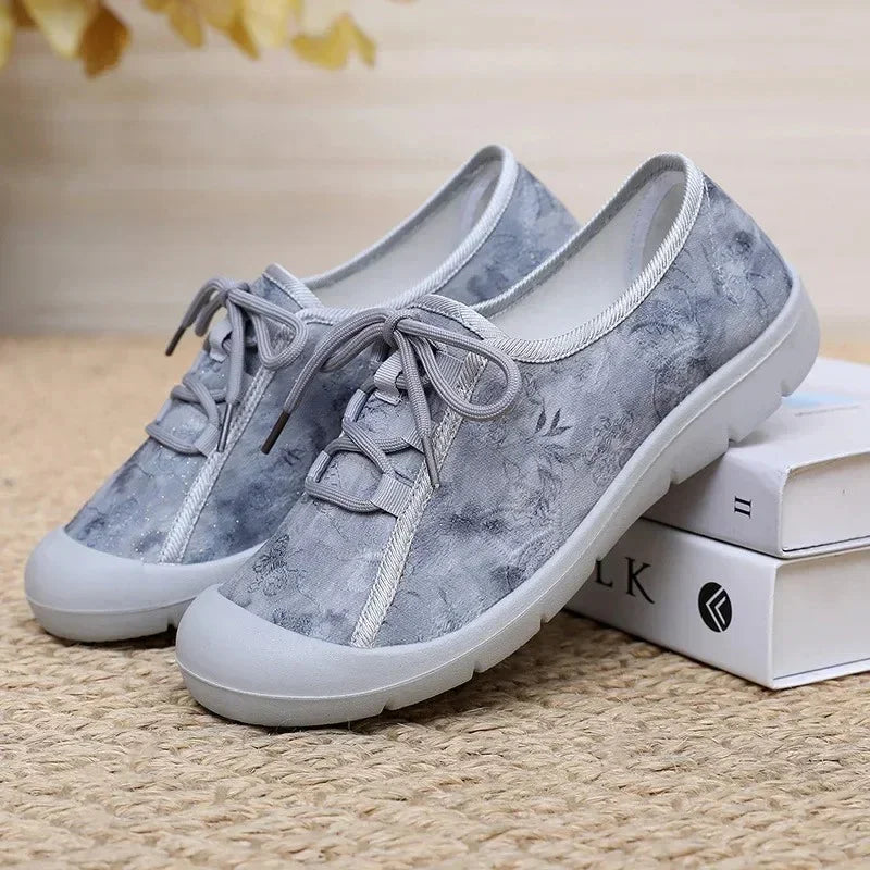 Olga – Women's Nursing Shoes for 12-Hour Shifts