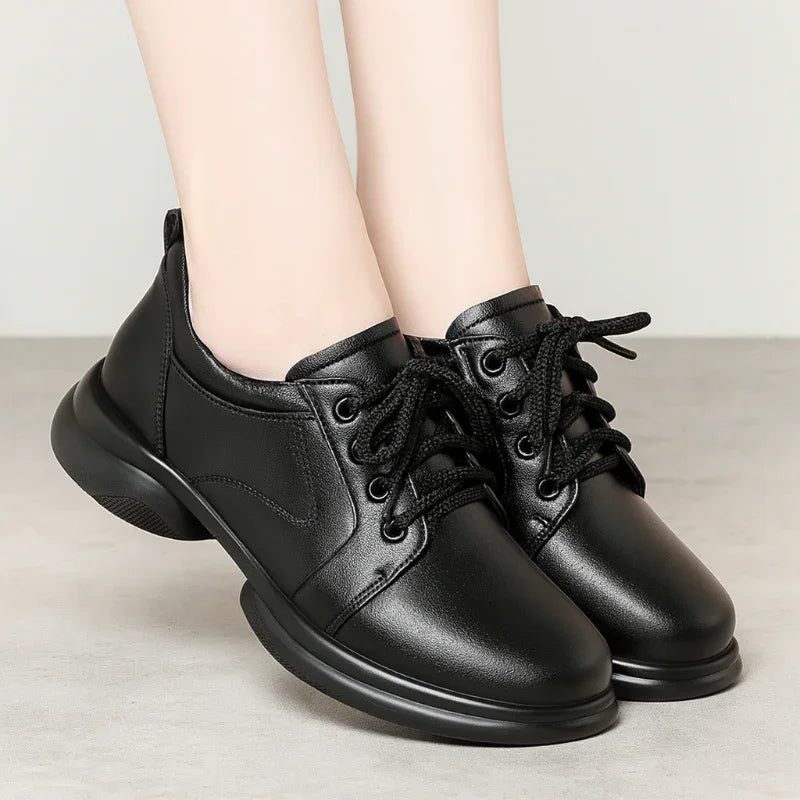 Winifred – Women's Wide Toe Box Shoes with Room for Bunions - photo 3