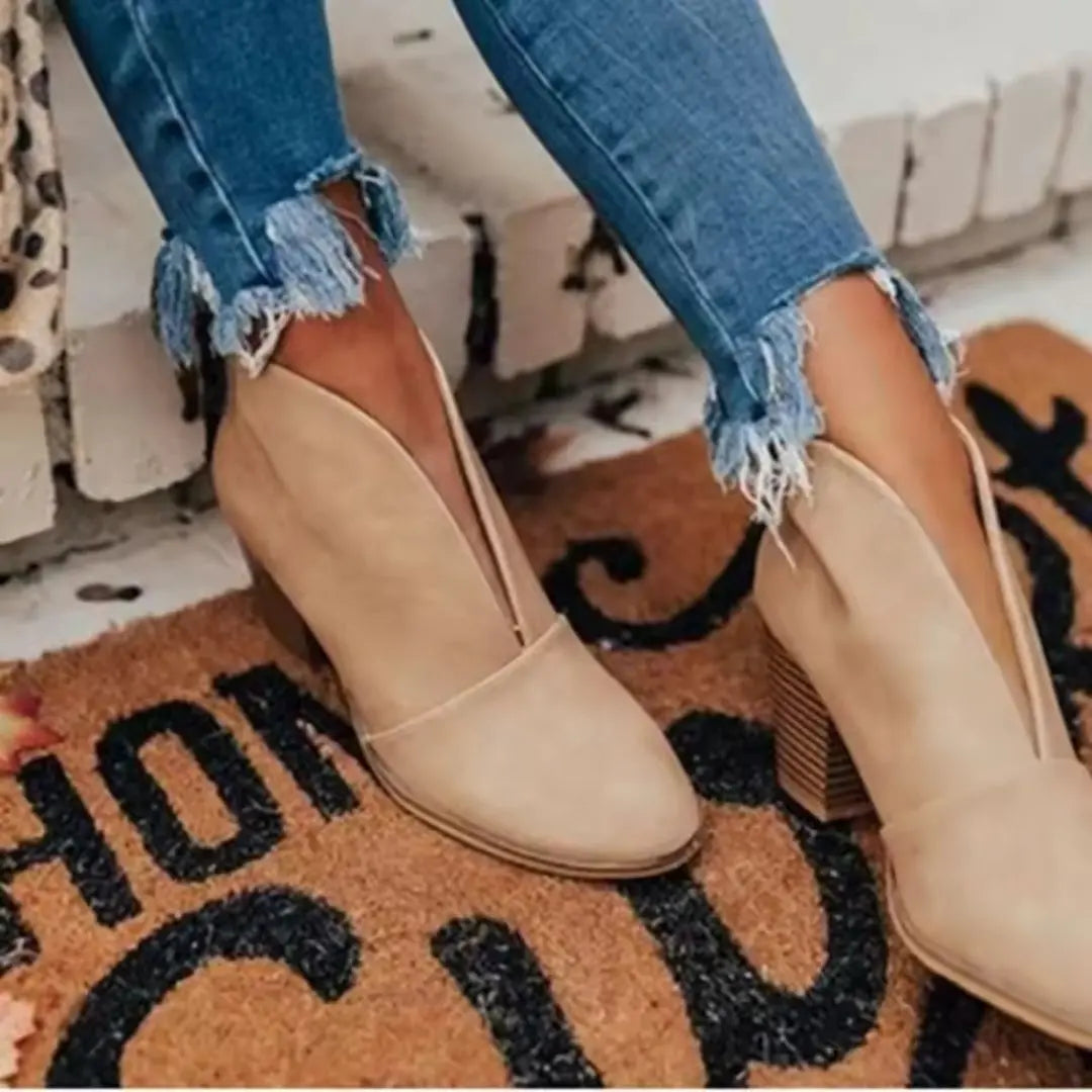 Janie – Women's Comfort Boots for Tired Feet