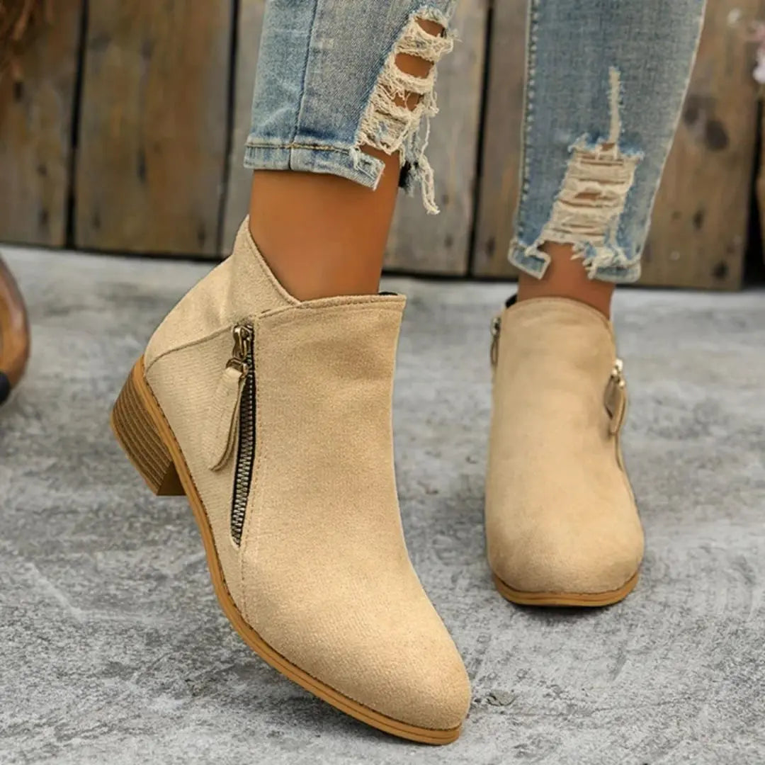 Christine – Women's Comfort Boots with a Cushioned Insole