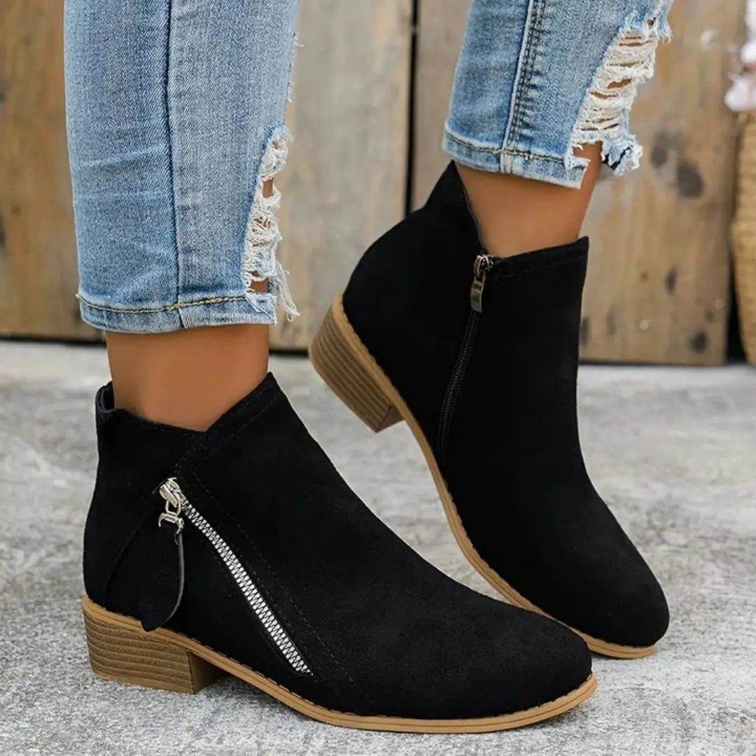 Christine – Women's Comfort Boots with a Cushioned Insole
