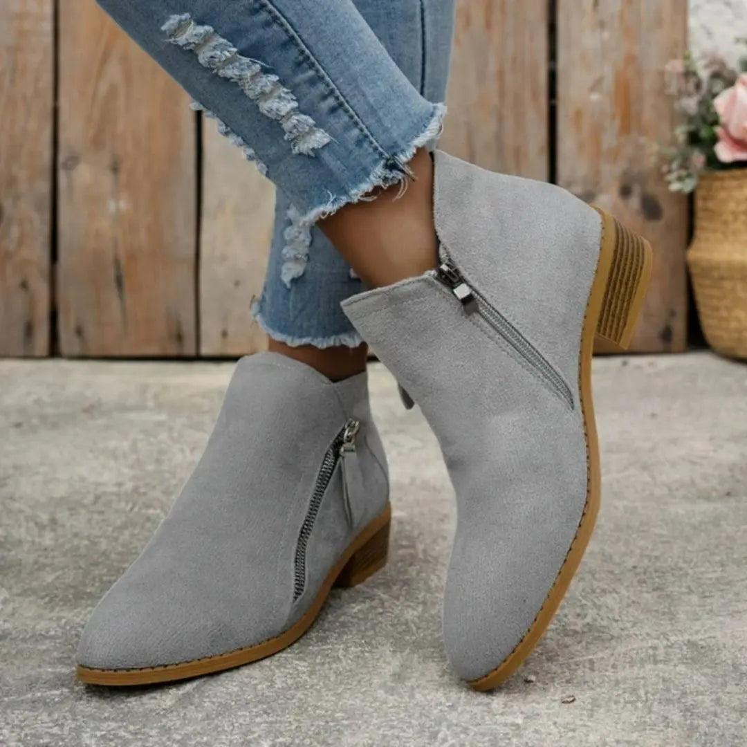 Christine – Women's Comfort Boots with a Cushioned Insole