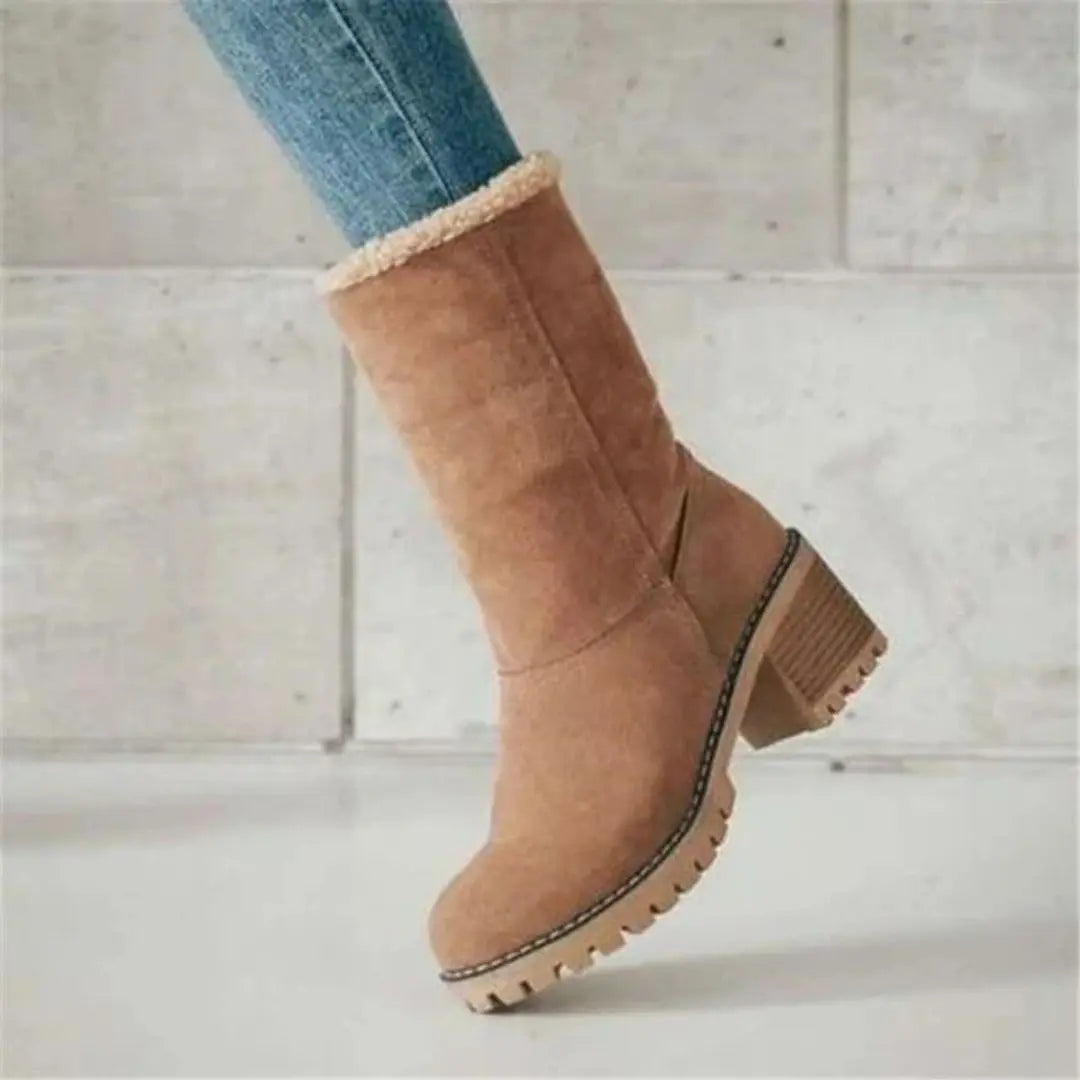 Roberta – Women's Comfort Boots with a Cushioned Insole