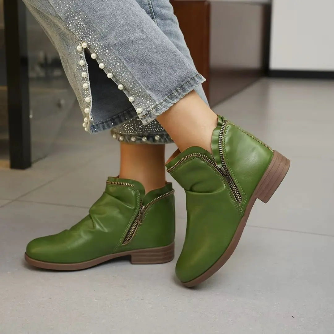 Vanessa – Women's Comfort Boots with a Soft Lining