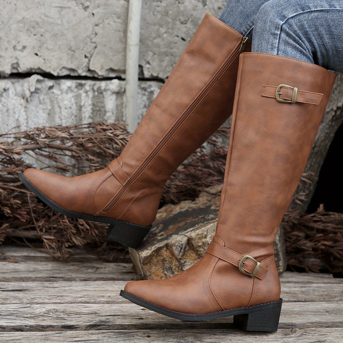 Evans – Unisex Wide Calf Boots with a Roomy Shaft