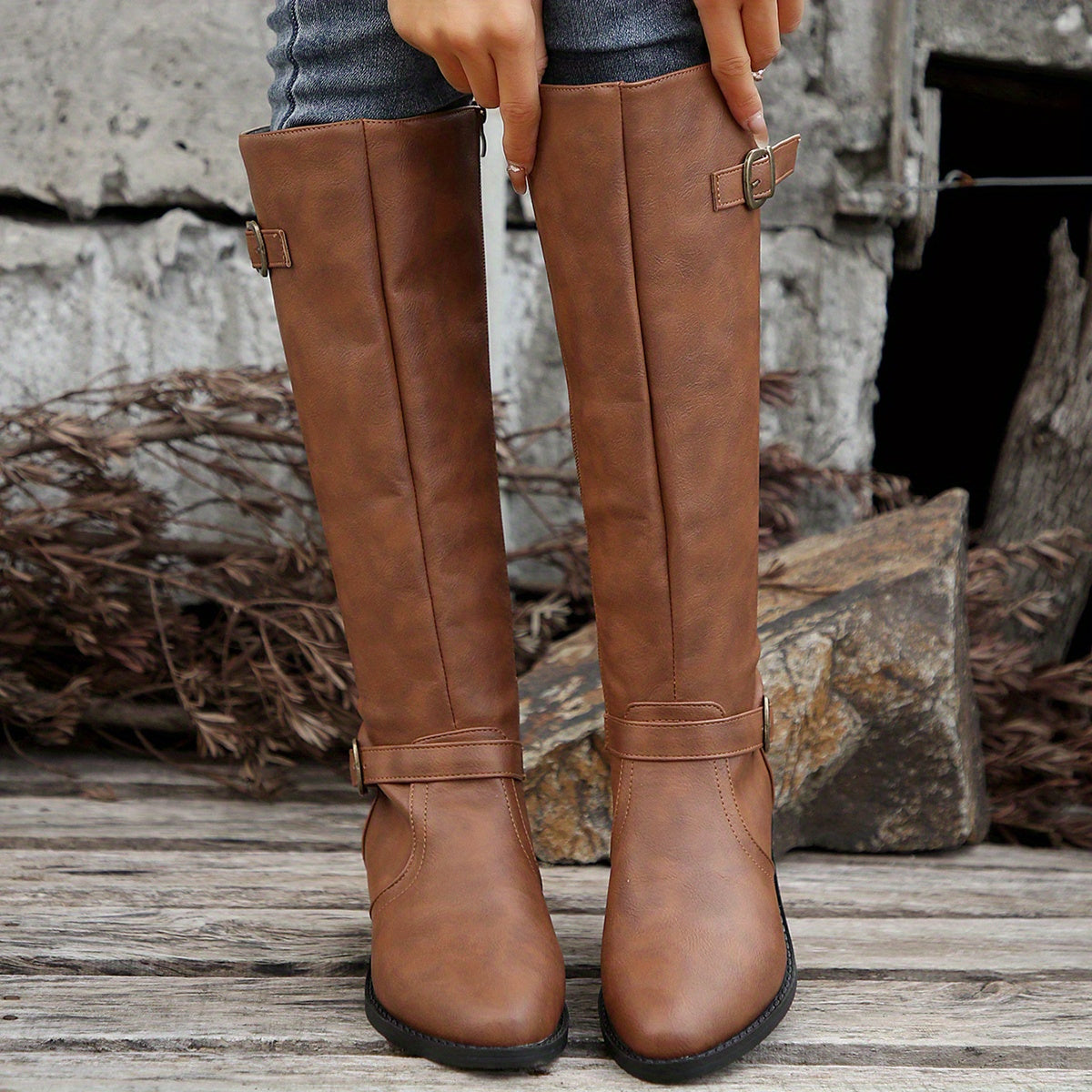 Evans – Unisex Wide Calf Boots with a Roomy Shaft