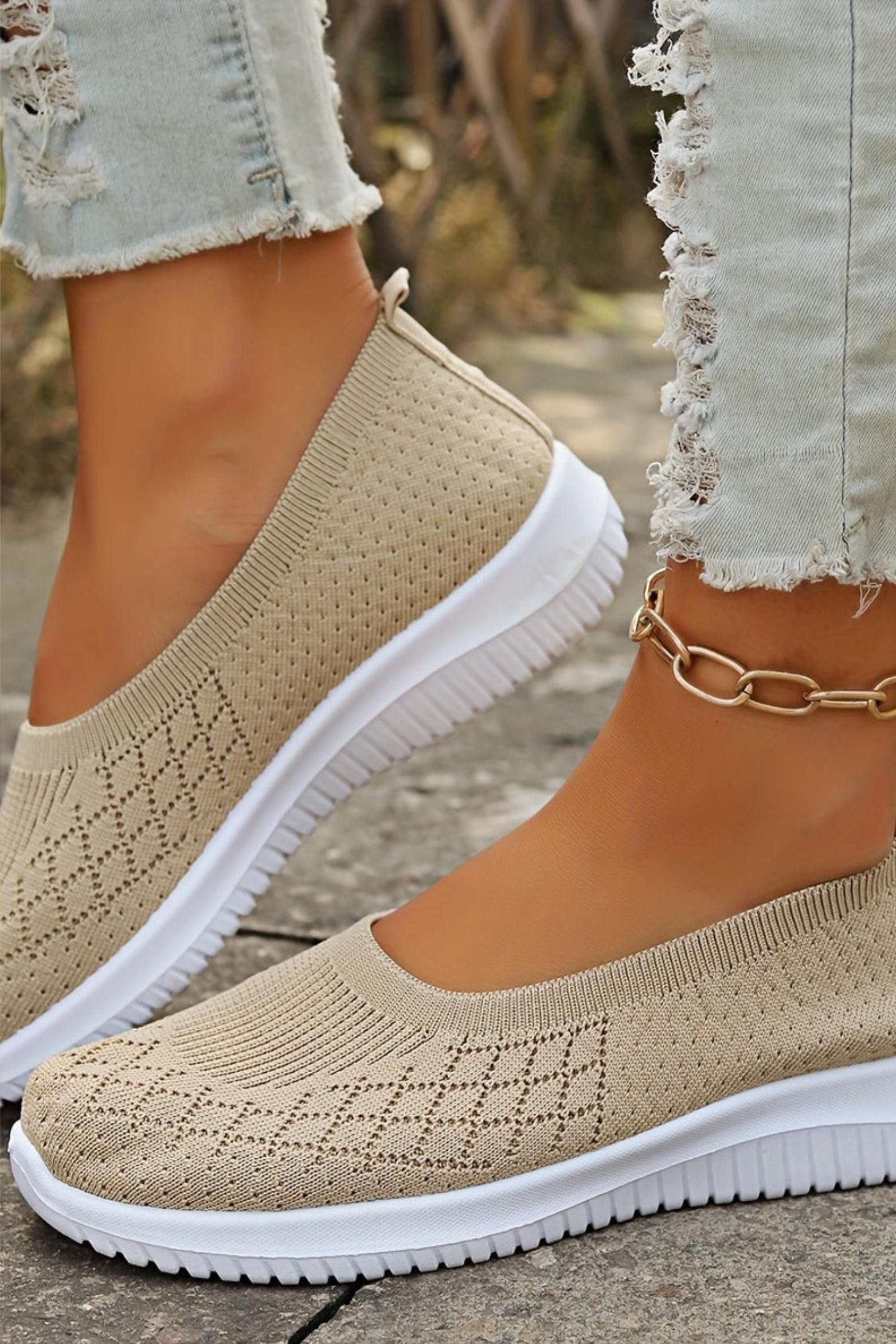 Everly – Unisex Slip-On Sneakers with a Hands-Free Fit