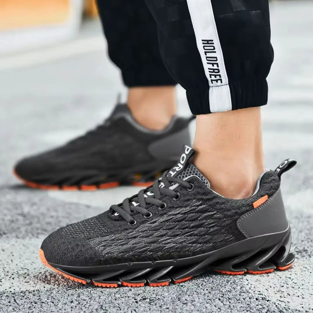 Byron – Men's Non-Slip Sneakers for Wet Floors