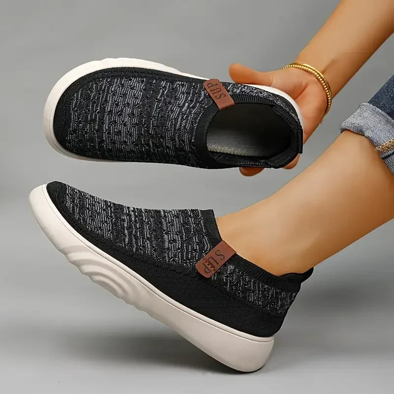 Patti – Women's Nursing Shoes with a Non-Slip Sole