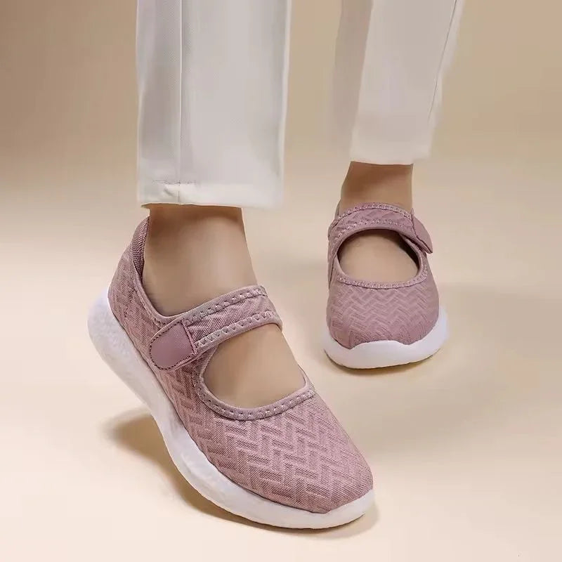 Olive – Women's Nursing Flats with a Non-Slip Sole