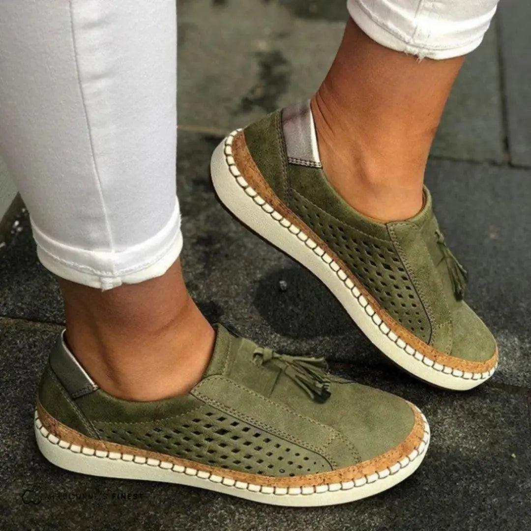 Dianna – Women's Non-Slip Shoes for Work and Everyday Wear