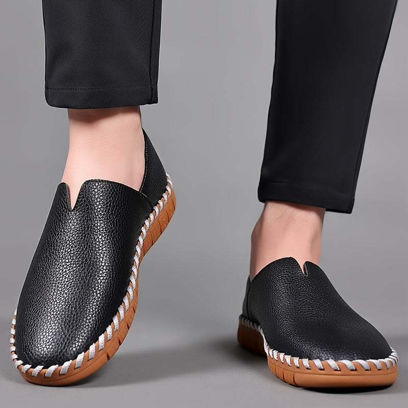 Wells – Unisex Slip-On Loafers with a Stretch Upper
