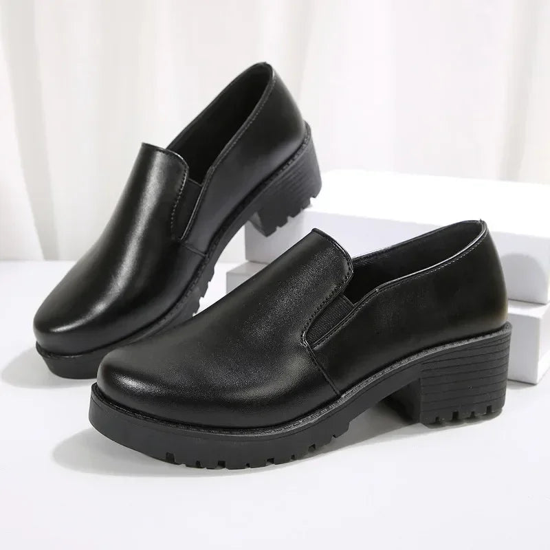 Emily – Women's Nursing Loafers with a Non-Slip Sole
