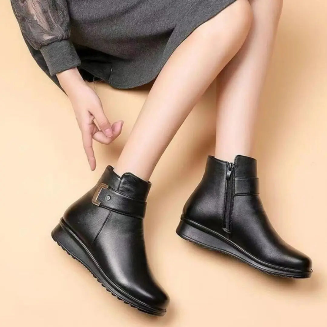Beatrice – Women's Comfort Boots with a Soft Lining