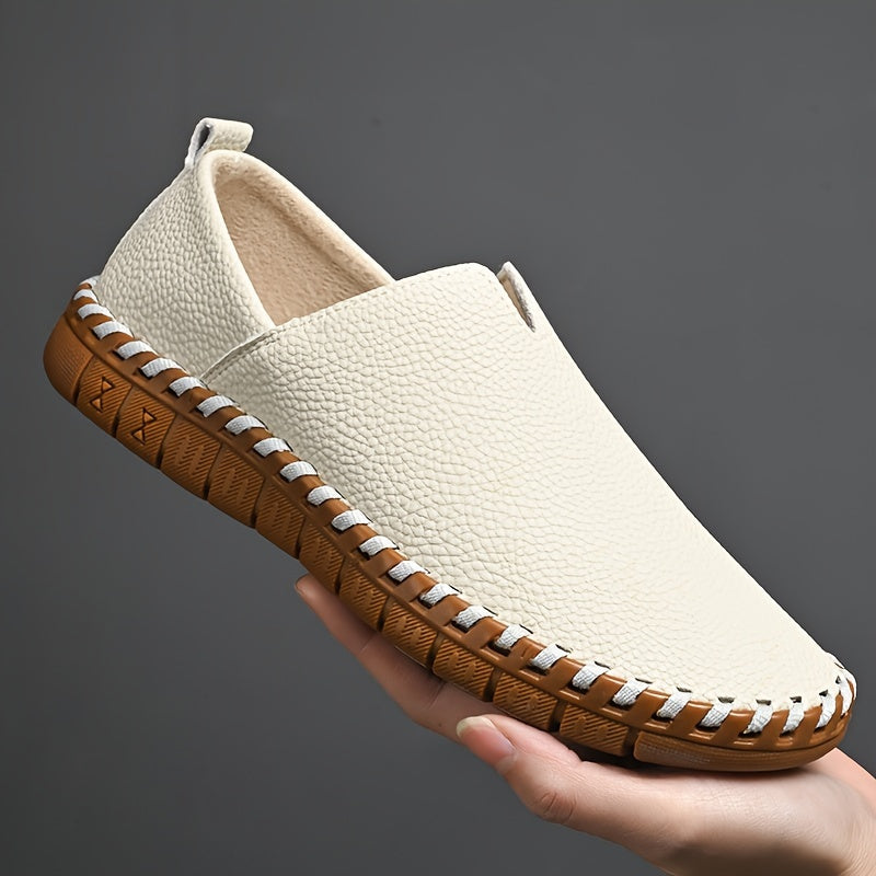 Wells – Unisex Slip-On Loafers with a Stretch Upper