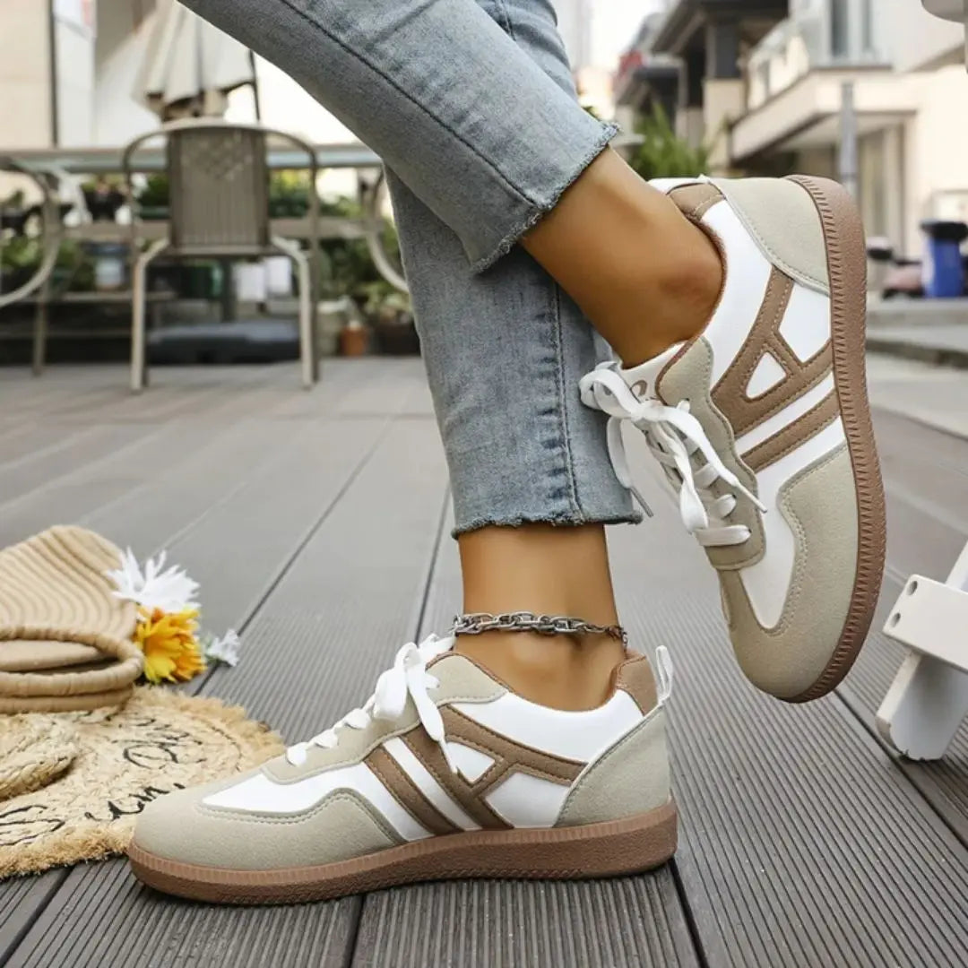 Traci – Women's Wide Toe Box Sneakers with Room for Bunions