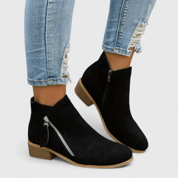 Leona – Women's Comfort Boots with a Soft Lining