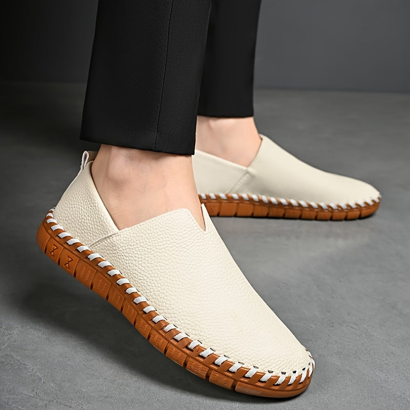 Wells – Unisex Slip-On Loafers with a Stretch Upper
