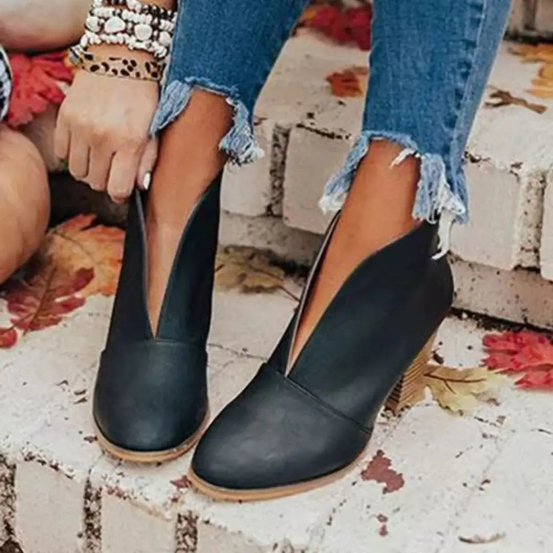 Janie – Women's Comfort Boots for Tired Feet