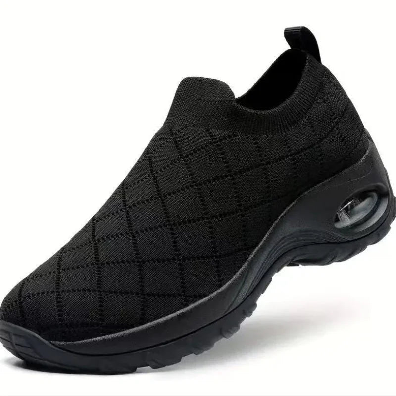 Mattie – Women's Nursing Shoes with All-Day Cushioning