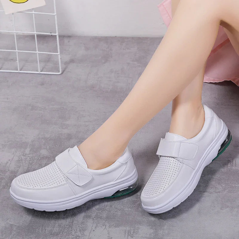 Essie – Women's Nursing Shoes for 12-Hour Shifts