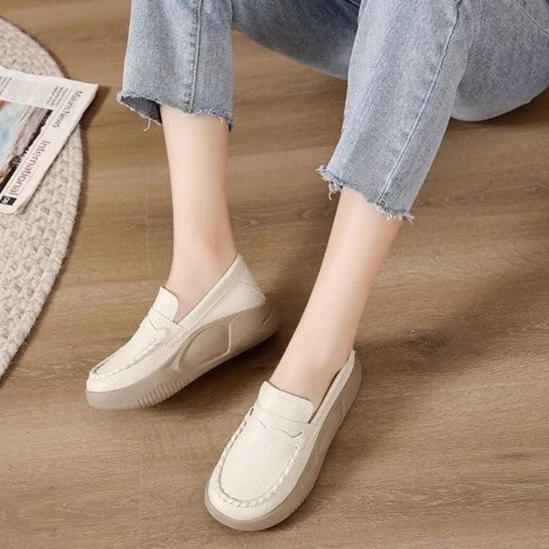 Maxine – Women's Wide Toe Box Loafers for All-Day Comfort