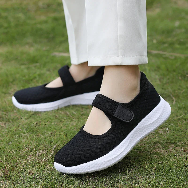 Olive – Women's Nursing Flats with a Non-Slip Sole