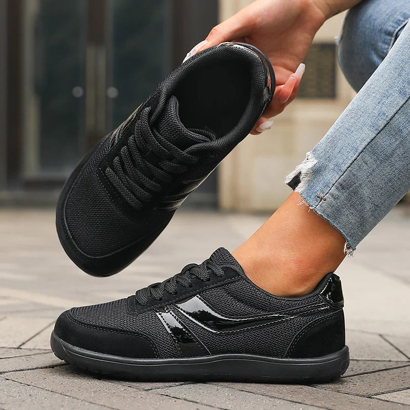 Murphy – Unisex Wide Toe Box Shoes with Room for Bunions