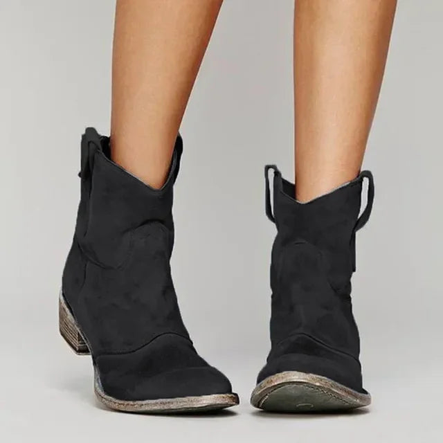 Deborah – Women's Comfort Boots with a Cushioned Insole