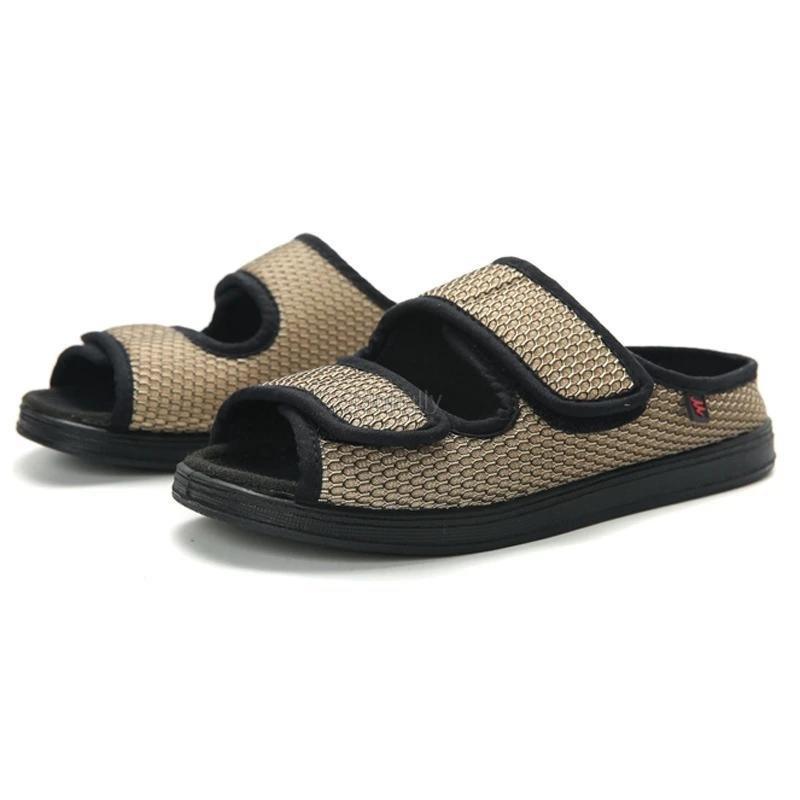 Hunt – Unisex Wide Toe Box Sandals with Room for Bunions