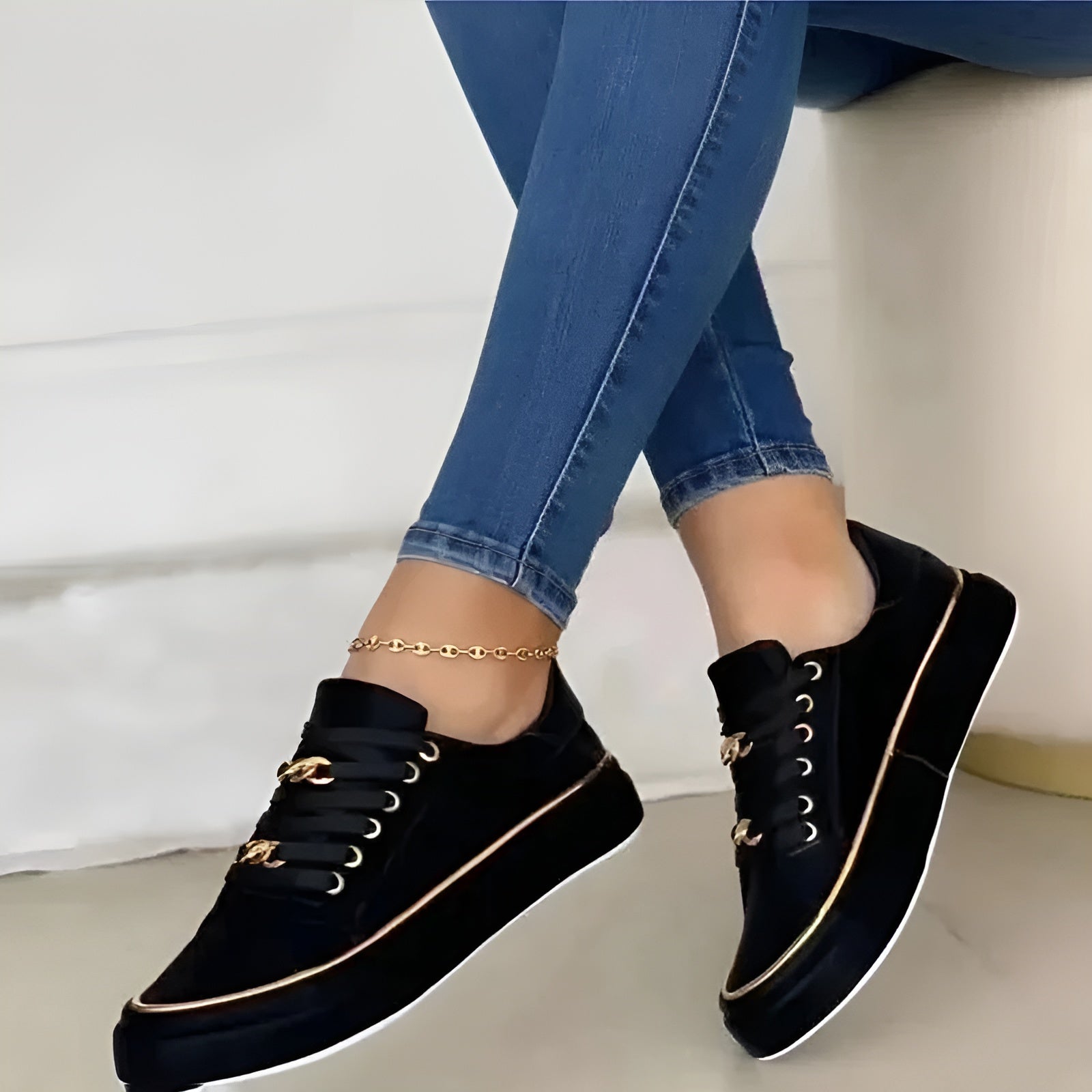 Katie – Women's Nursing Sneakers with a Non-Slip Sole