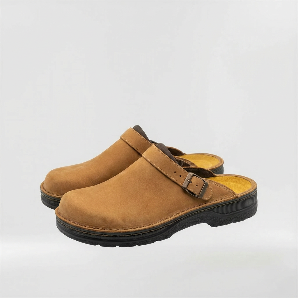 Lyle – Men's Nursing Clogs with a Non-Slip Sole