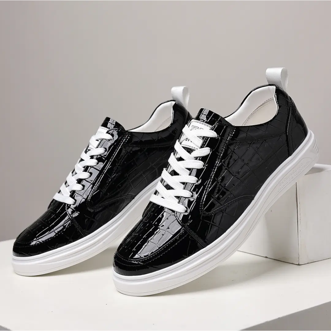 Randolph – Men's Slip-On Sneakers with a Stretch Upper