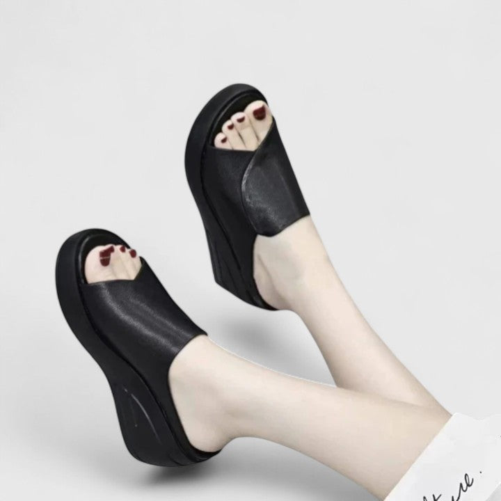 Jules – Unisex Wide Toe Box Sandals for All-Day Comfort