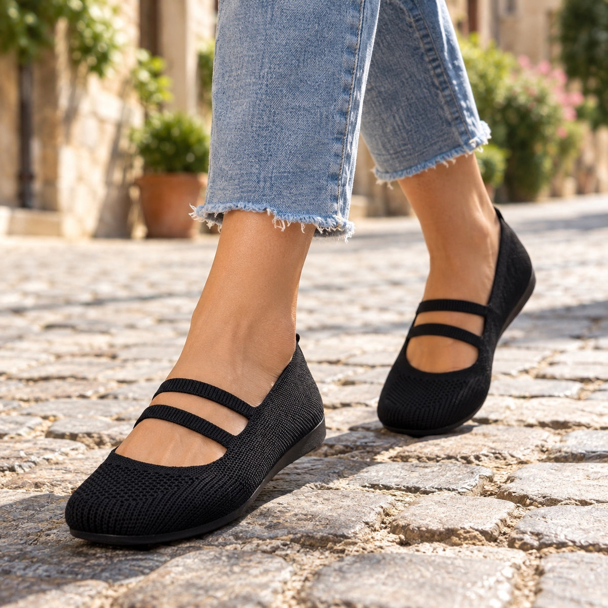 Henderson – Unisex Plantar Fasciitis Shoes, worn on a walk