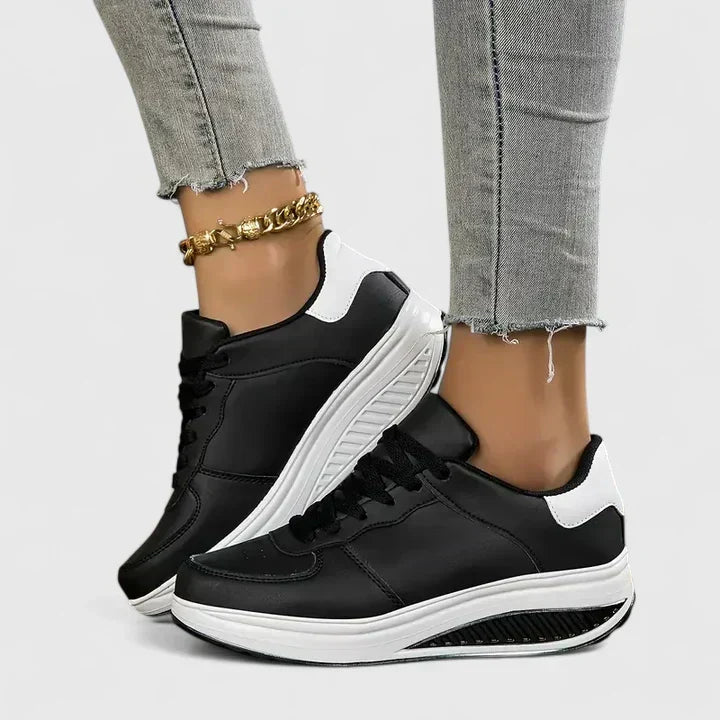Ernestine – Women's Nursing Sneakers with All-Day Cushioning