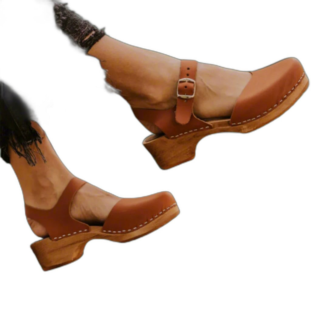 April – Women's Nursing Clogs with a Non-Slip Sole